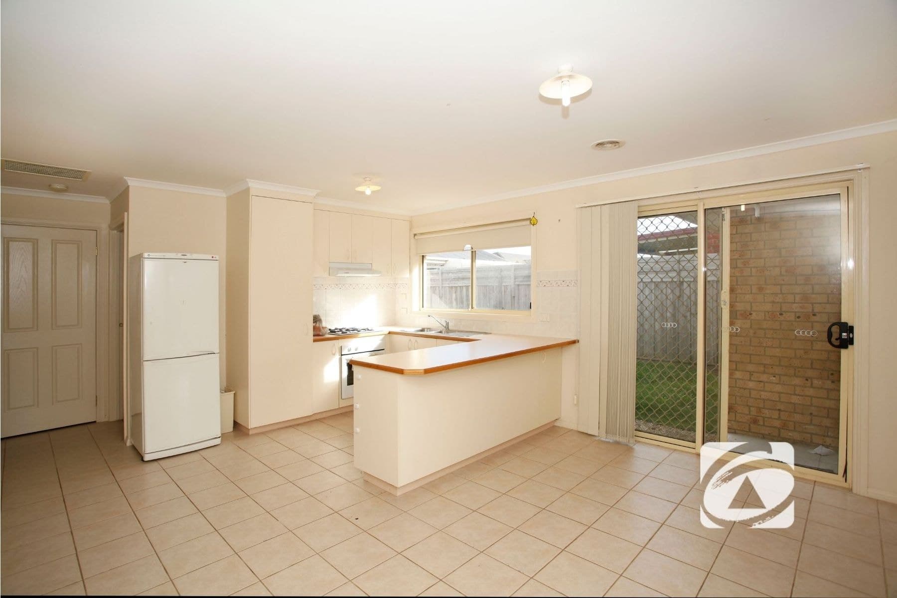 23 Grice Quadrant, Pakenham VIC 3810, Pakenham - Thumbnail 4