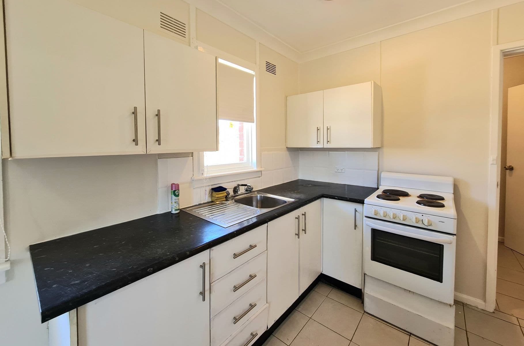 1 Rotorua Street, Lethbridge Park NSW 2770, Lethbridge Park - Thumbnail 3