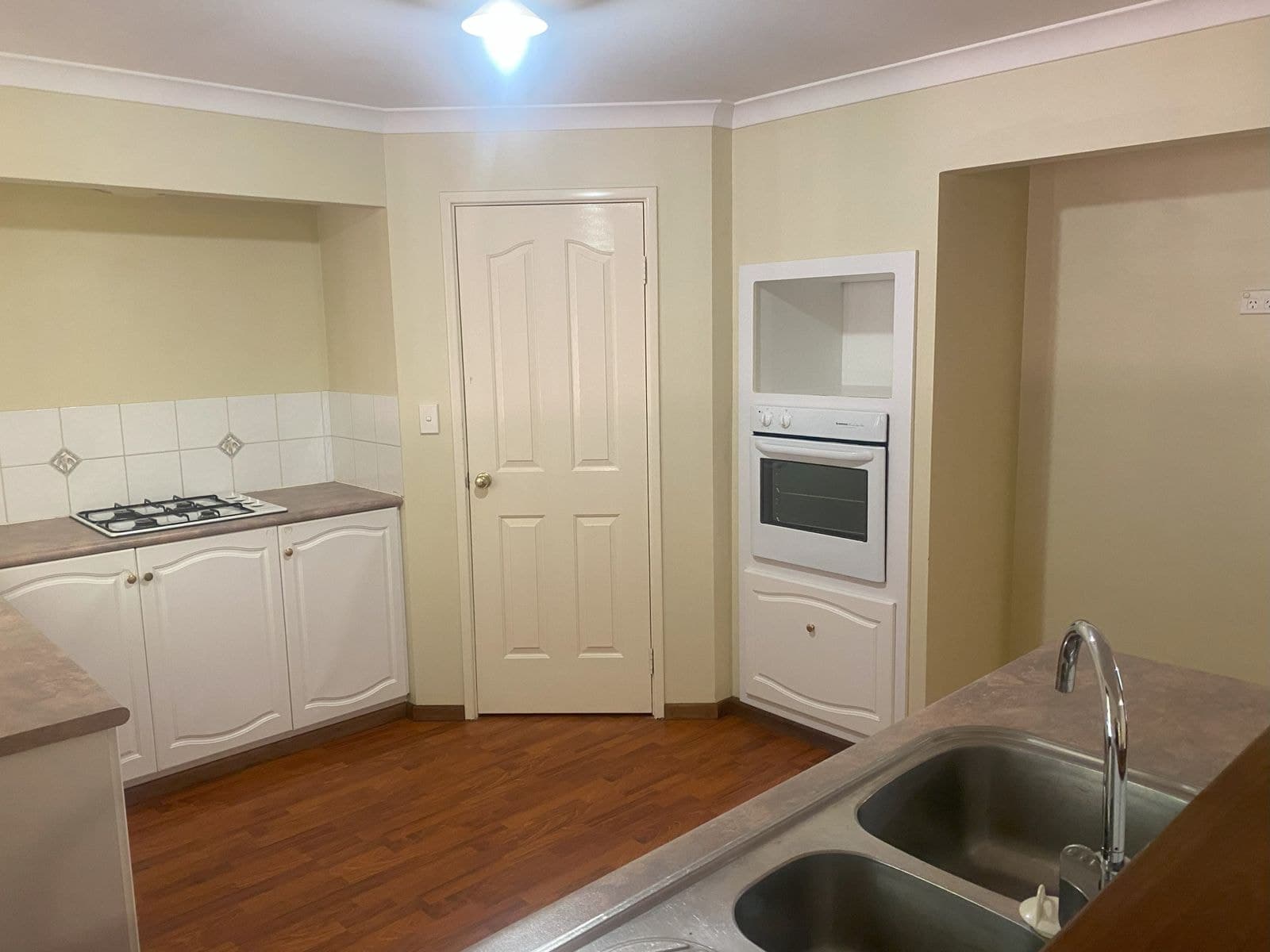 28 Samrose Road, Dalyellup WA 6230, Dalyellup - Thumbnail 4