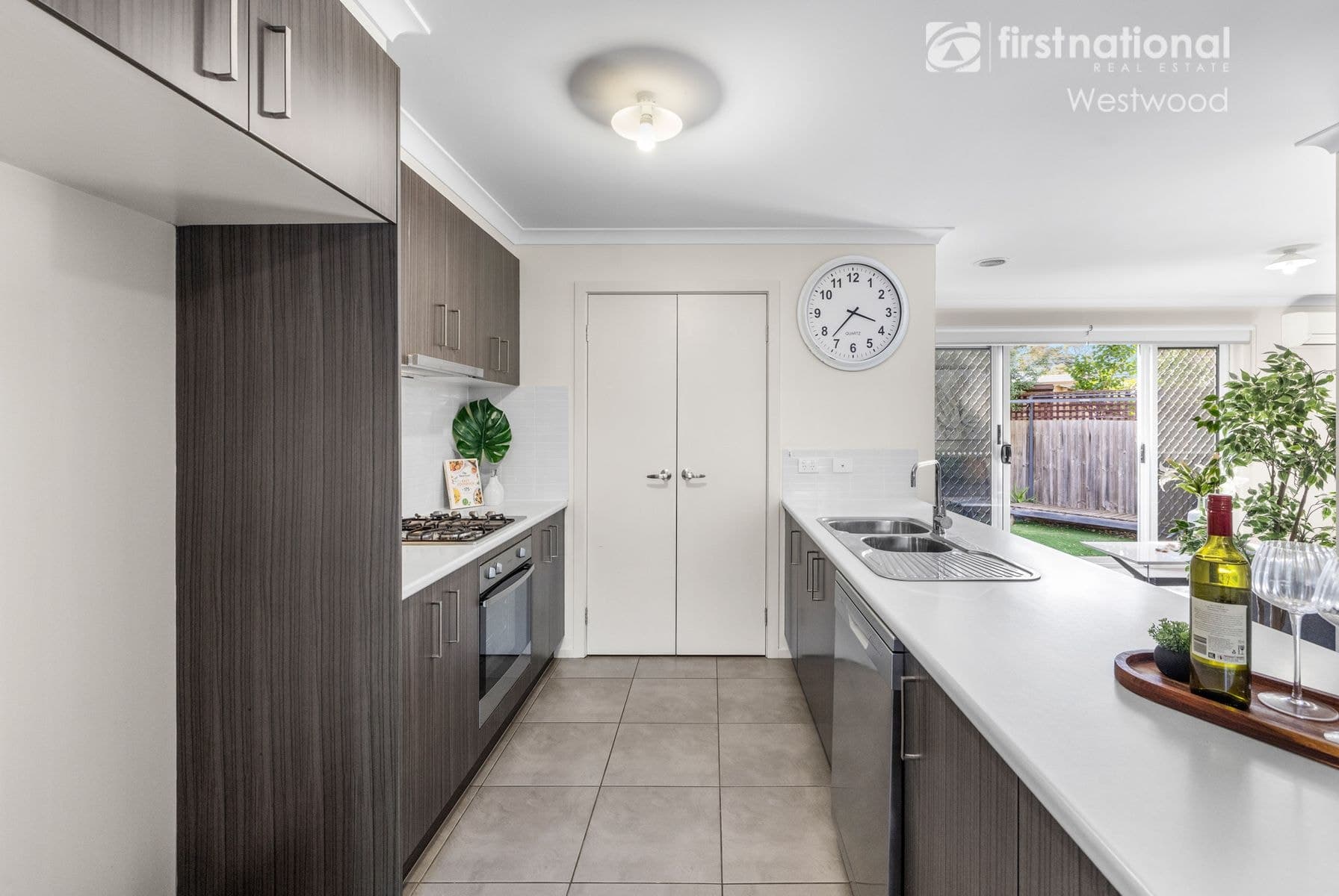 1/8 Tambo Court, Werribee VIC 3030, Werribee - Thumbnail 2