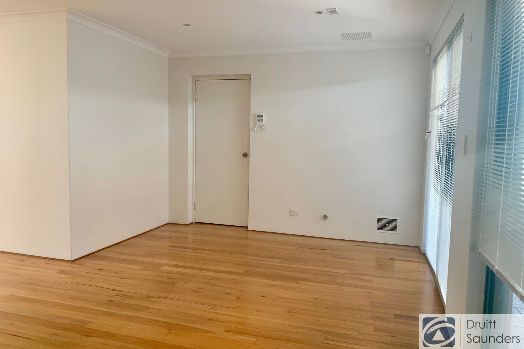 14B Ambrose Street, Innaloo WA 6018, Innaloo - Thumbnail 4