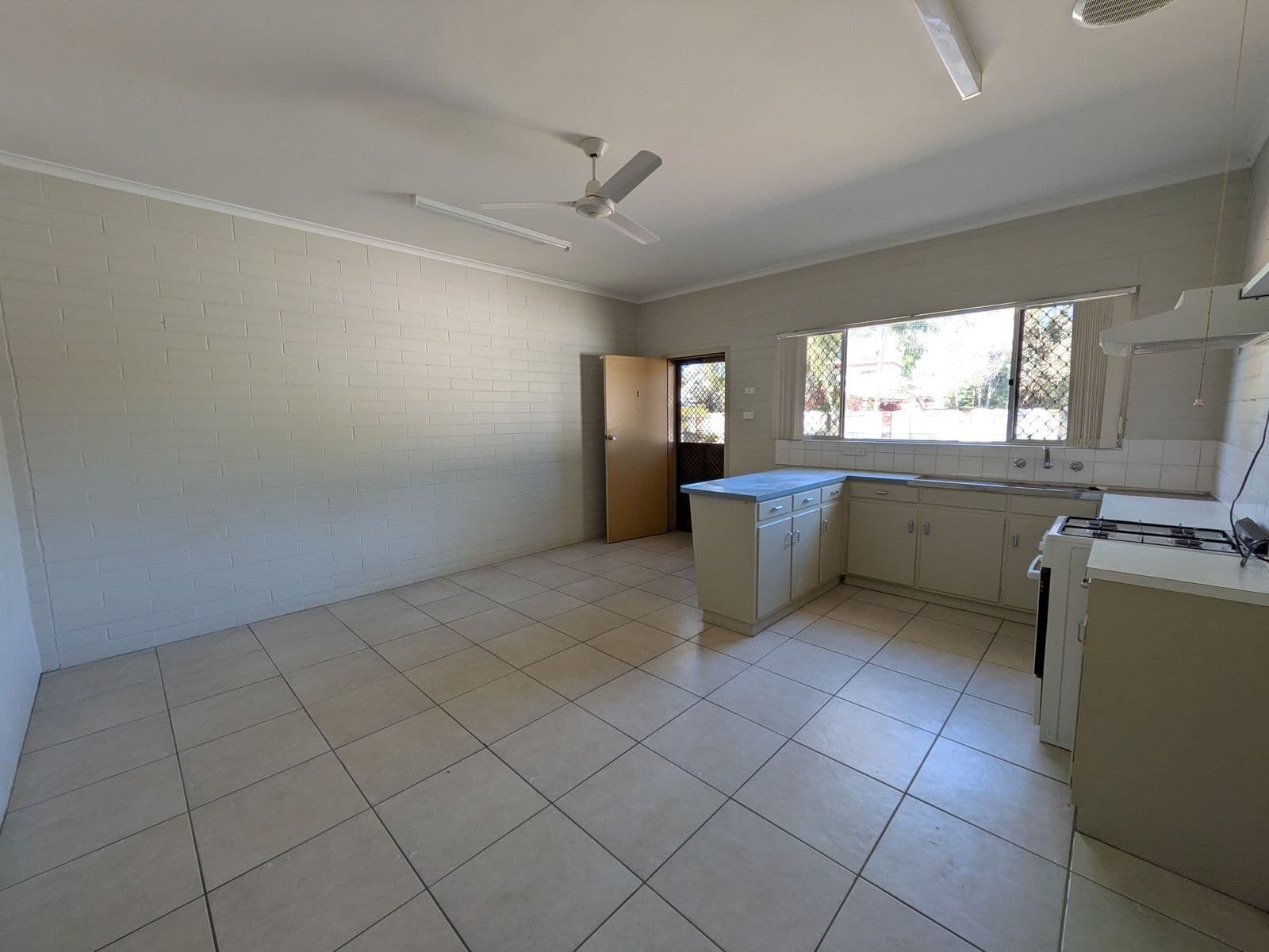 1/13 Chewings Street, East Side NT 0870, East Side - Image 1