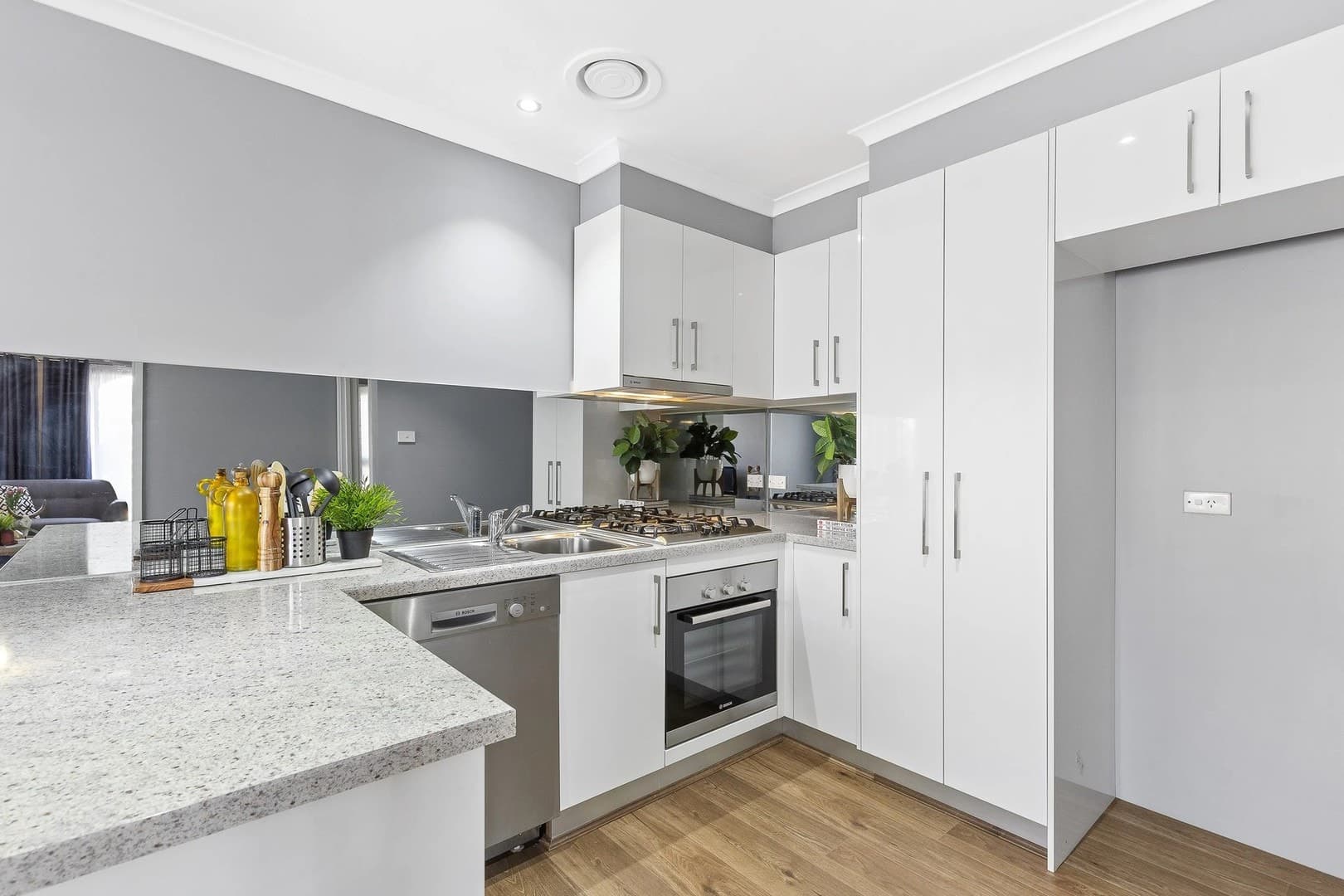 1/23 Compton Street, Reservoir, VIC 3073, Reservoir - Thumbnail 4