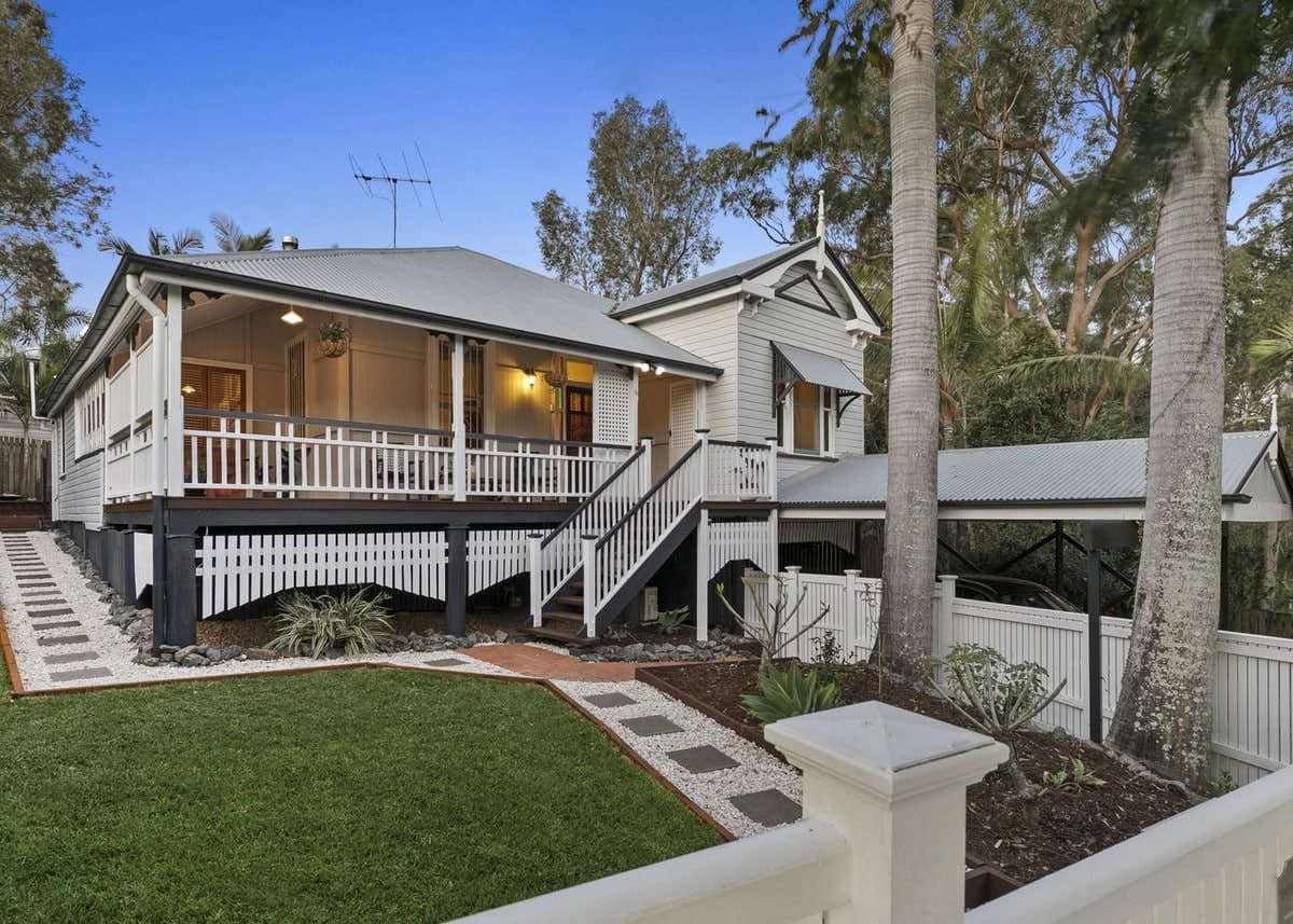 35 Gow Street YEERONGPILLY QLD, Yeerongpilly - Image 1
