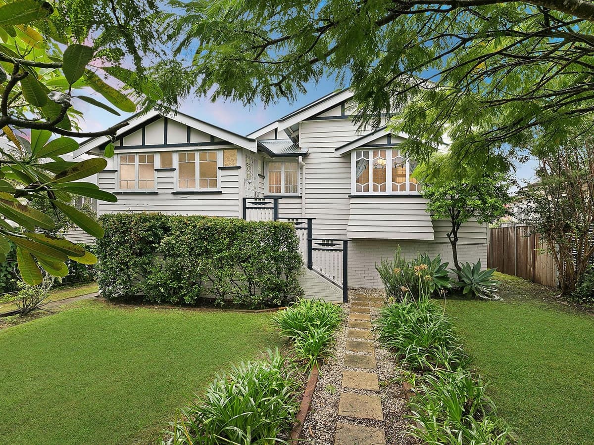 11 Sarah Street ANNERLEY QLD, Annerley - Image 1