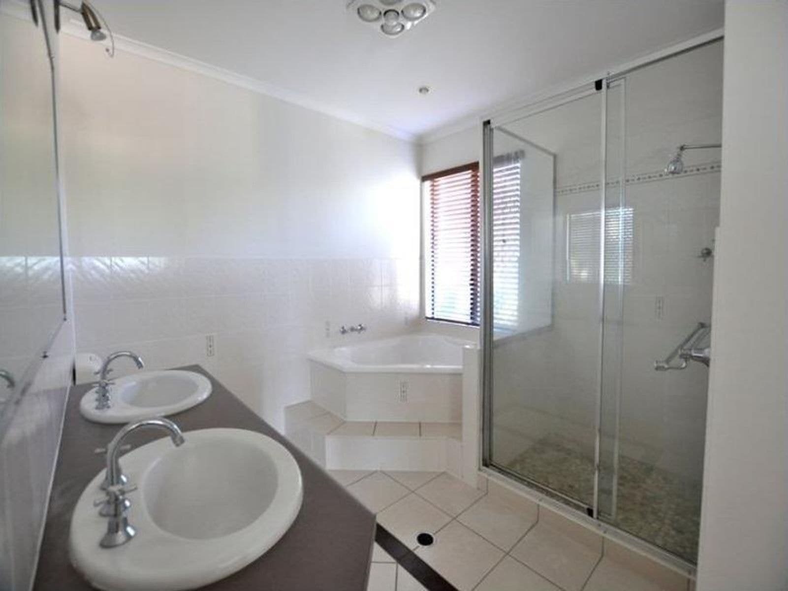 28 Sailaway Drive, Eimeo QLD 4740, Eimeo - Thumbnail 7