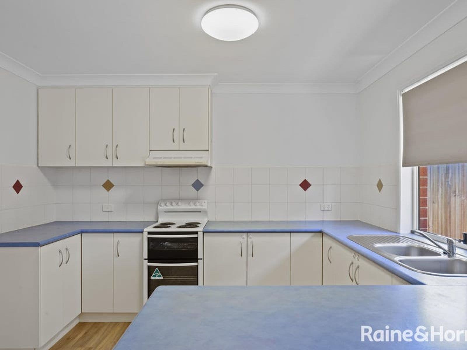 126 Hursley Road, Glenvale QLD 4350, Glenvale - Thumbnail 2