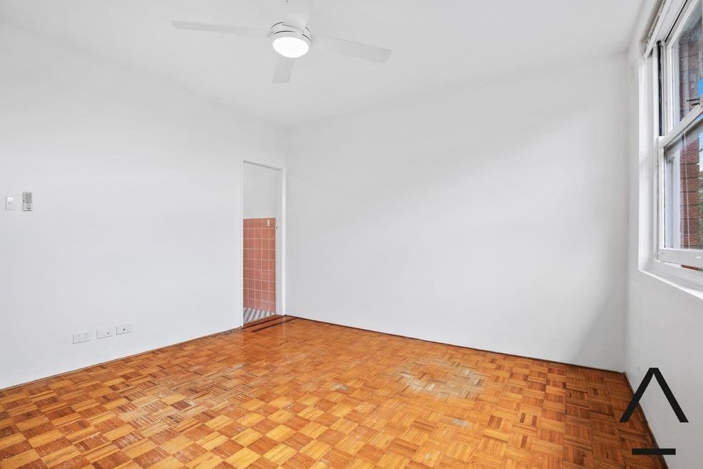 19/3 Glen Street, Paddington - Thumbnail 3