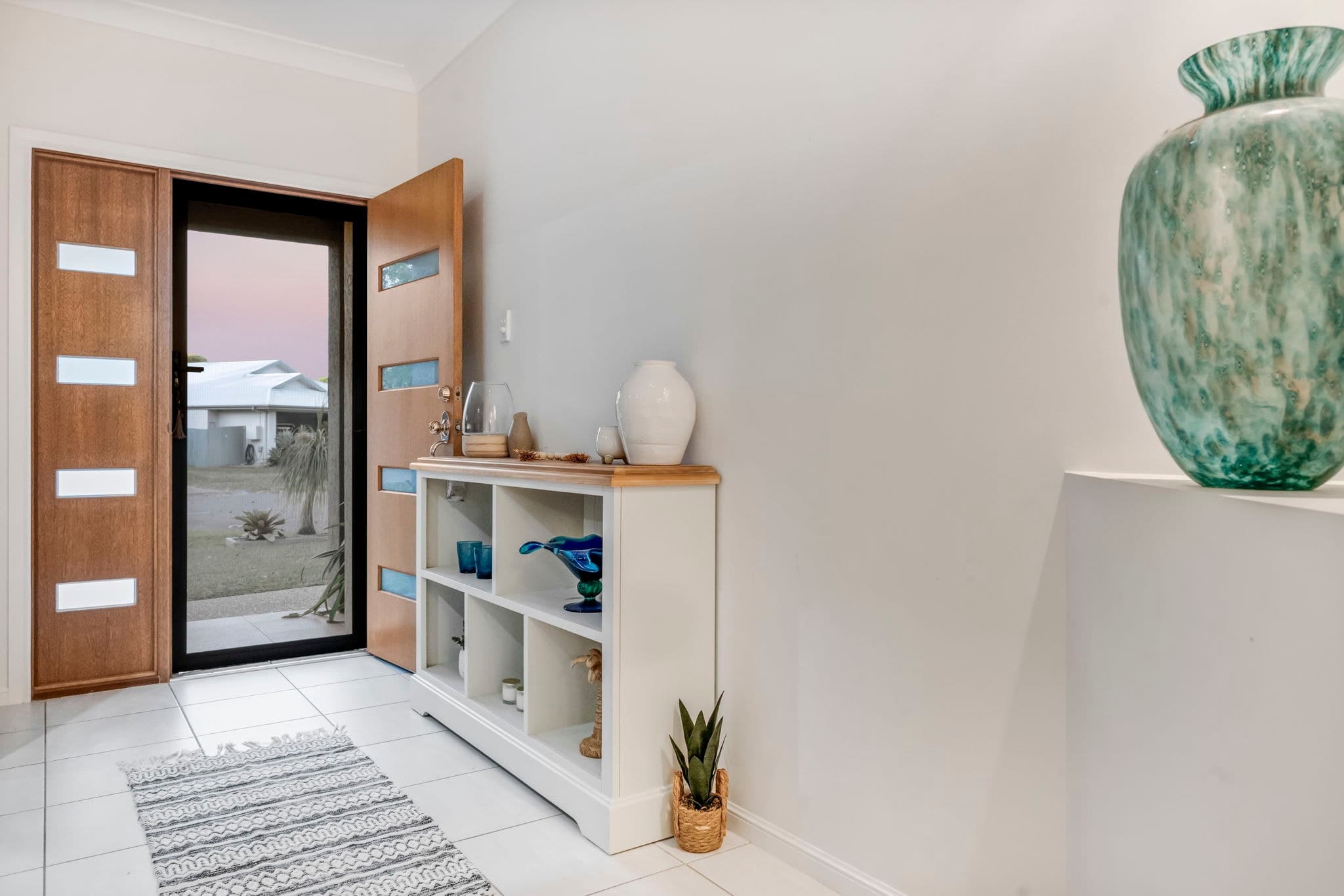 4 Waterbrook Close, Idalia - Thumbnail 3