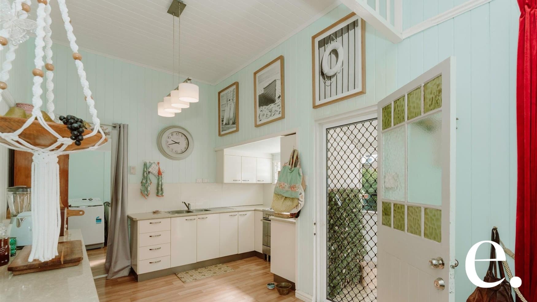 34 Bingera St, Bundaberg West - Thumbnail 3