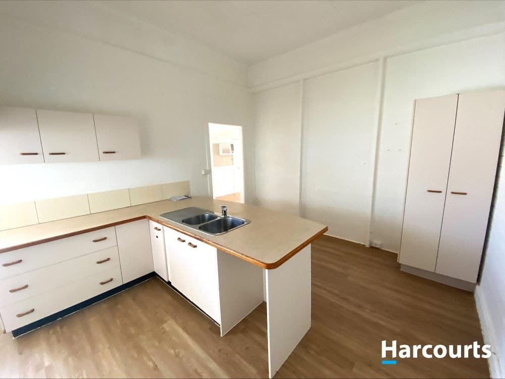 Unit 2/37 Macrossan Street, CHILDERS, QLD, 4660, Childers - Thumbnail 5