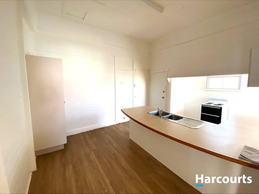 Unit 2/37 Macrossan Street, CHILDERS, QLD, 4660, Childers - Thumbnail 6