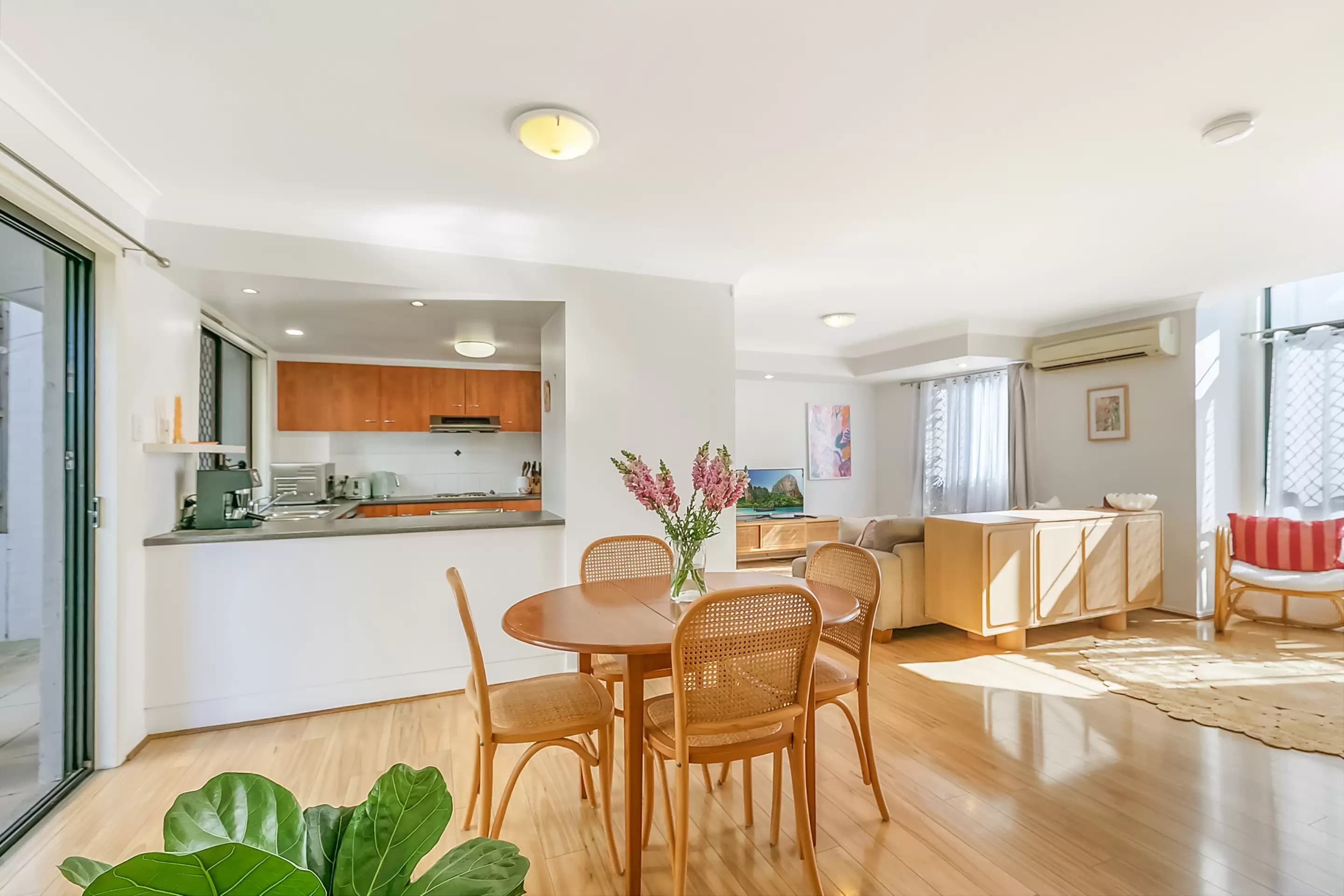 2/55 Jones Road, Carina Heights, Carina Heights - Thumbnail 3