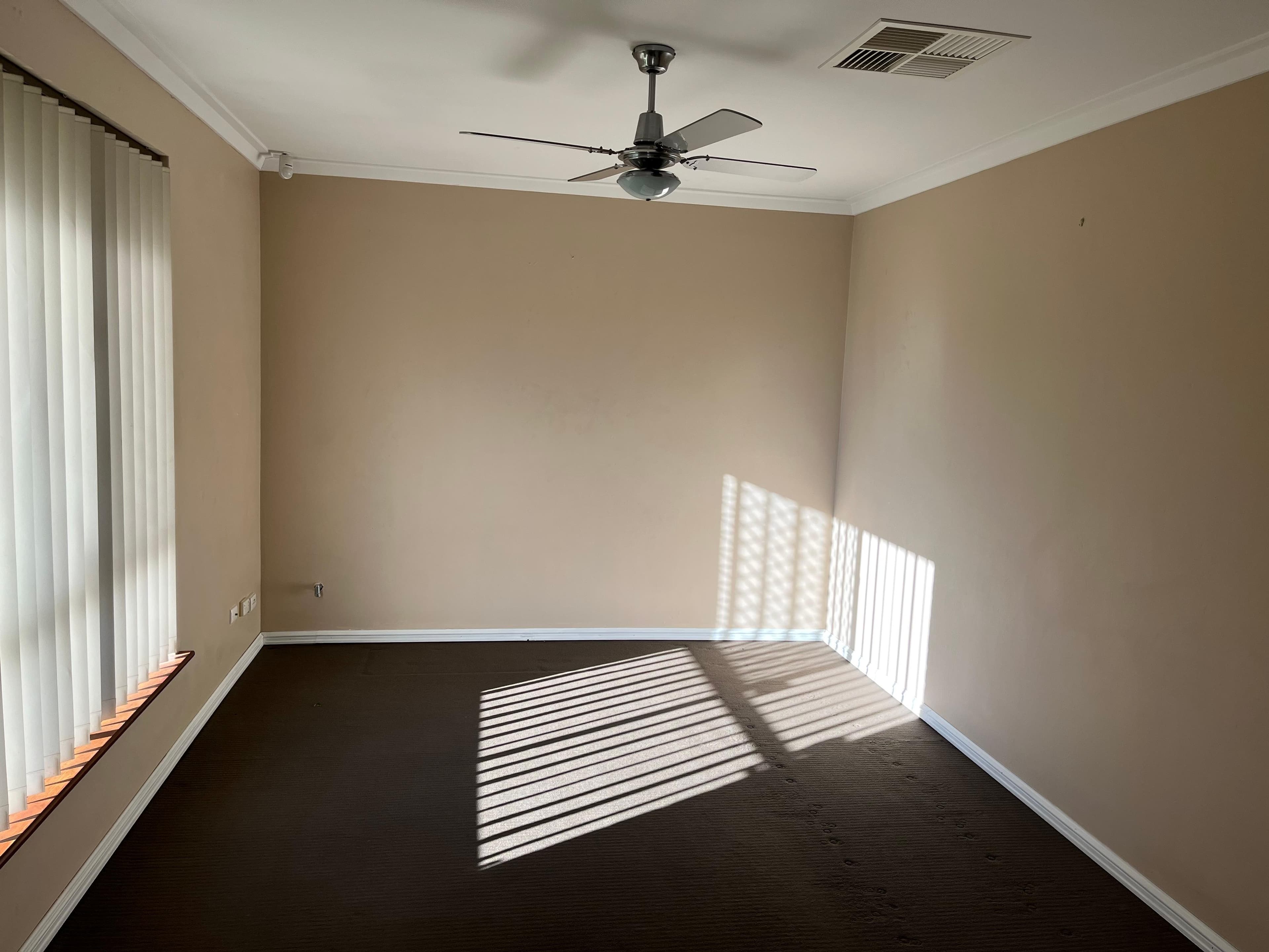 20 Frankland Ct, GOSNELLS WA 6110, Gosnells - Thumbnail 2