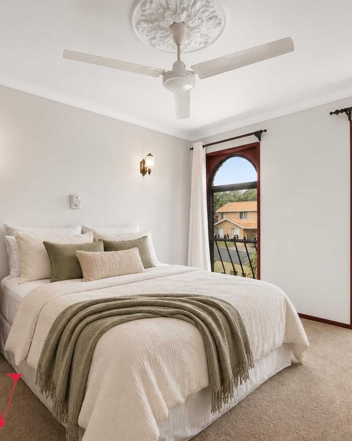 21 Bainbridge Avenue Ingleburn, Ingleburn - Image 1