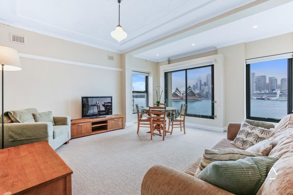 9/11 Waruda Street, Kirribilli - Image 1