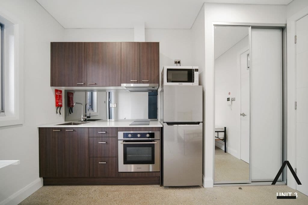 3/8 Thomas Street, Lewisham - Thumbnail 2