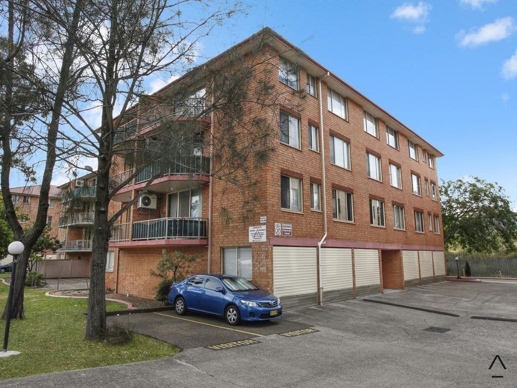 14/3 Riverpark Avenue, Liverpool - Image 1