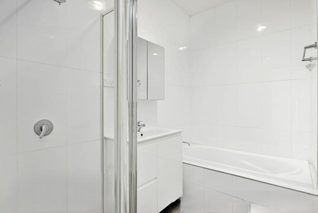301/38-40 Macarthur Street, Parramatta - Thumbnail 2