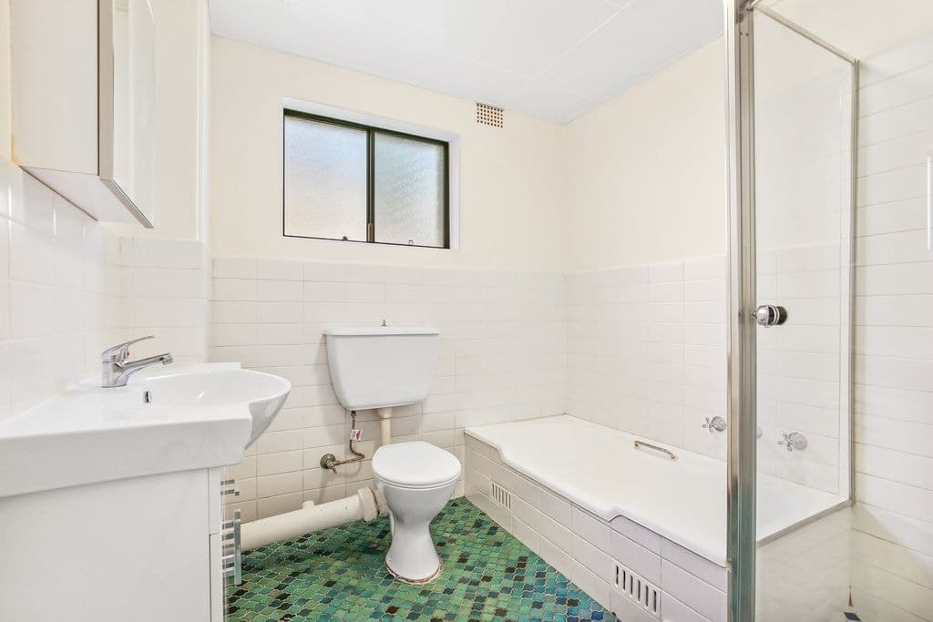 24/33 Livingstone Road, Petersham - Thumbnail 5