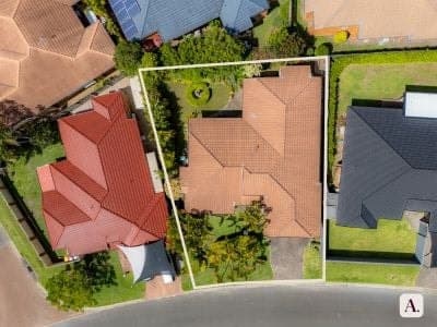 Sought-After Location Meets Untapped Potential QLD, Sought-After Location Meets Untapped Potential - Thumbnail 2