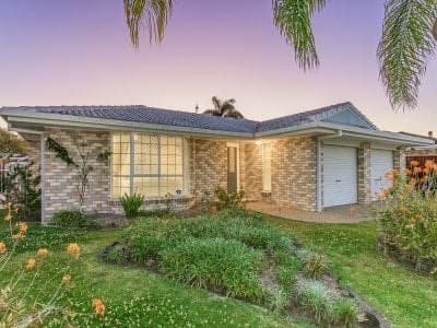 SOLD BY ORESTI ASTRAS QLD, Sold By Oresti Astras - Thumbnail 4