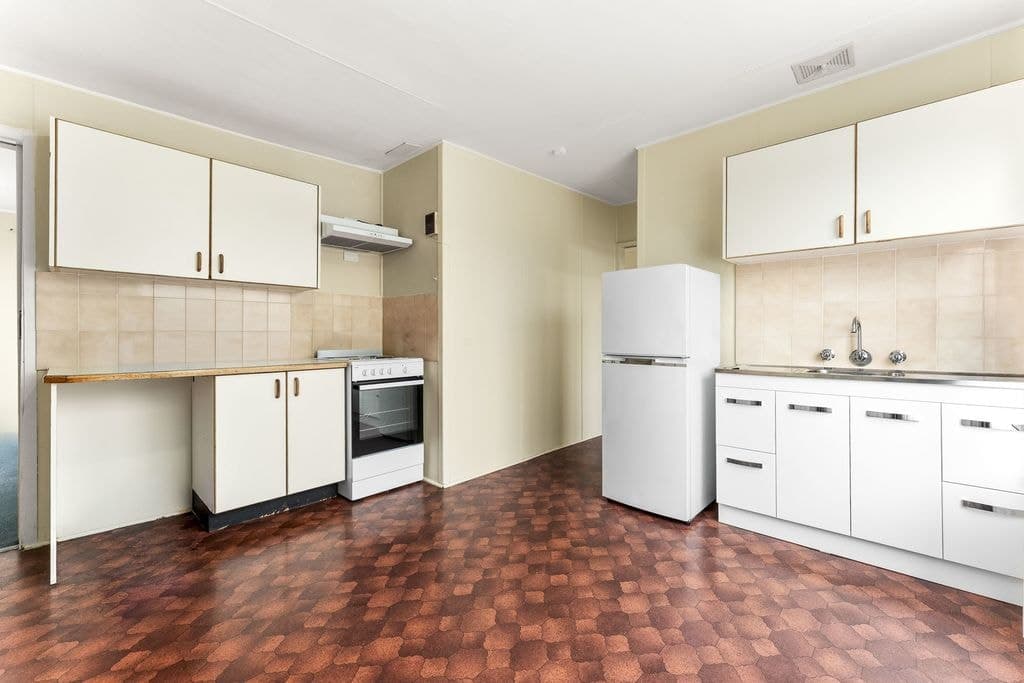 54 Brennon Road, Gorokan - Thumbnail 6