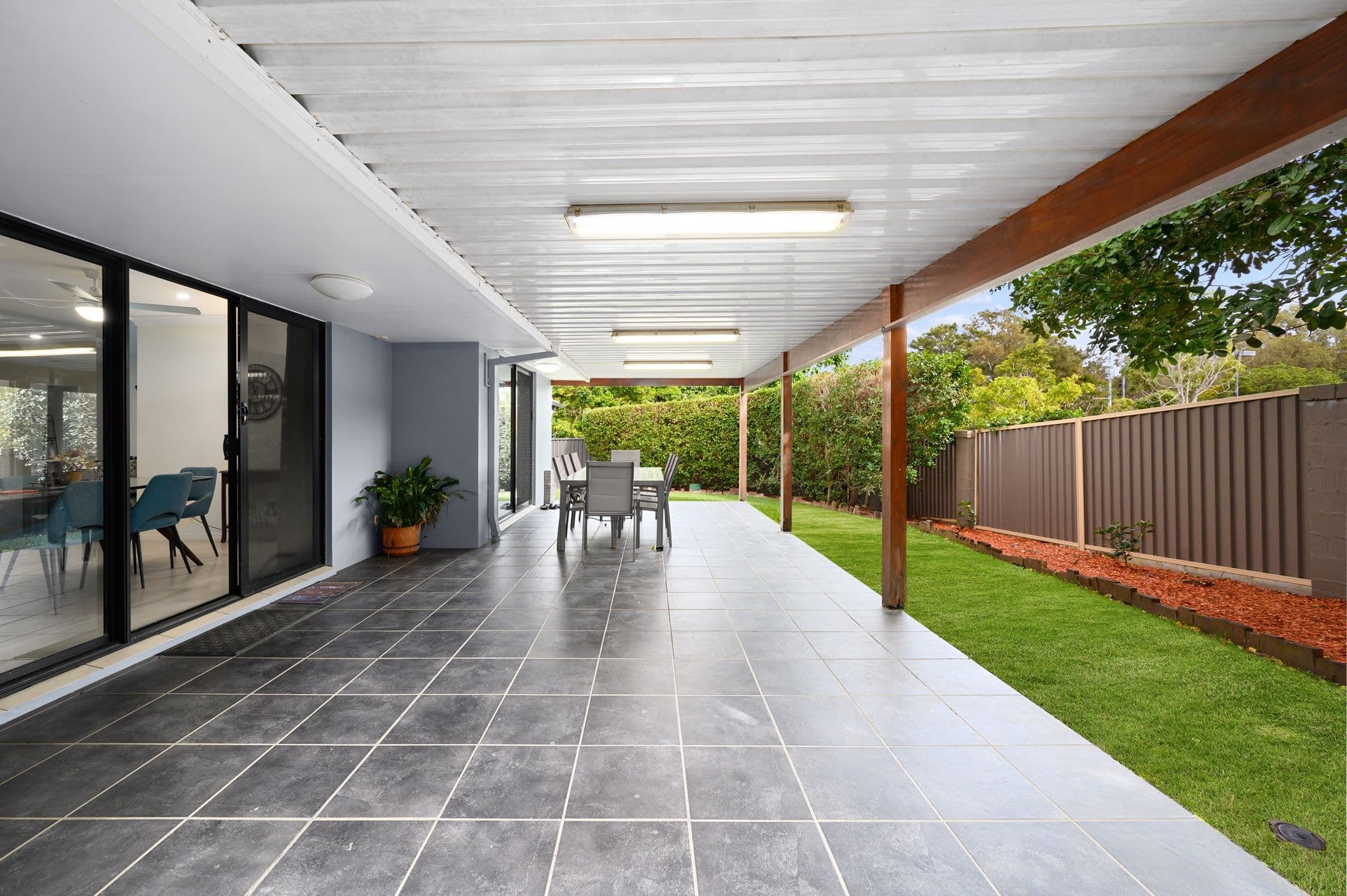1/136 Pacific Pines Boulevard, Pacific Pines QLD 4211, Pacific Pines - Thumbnail 4