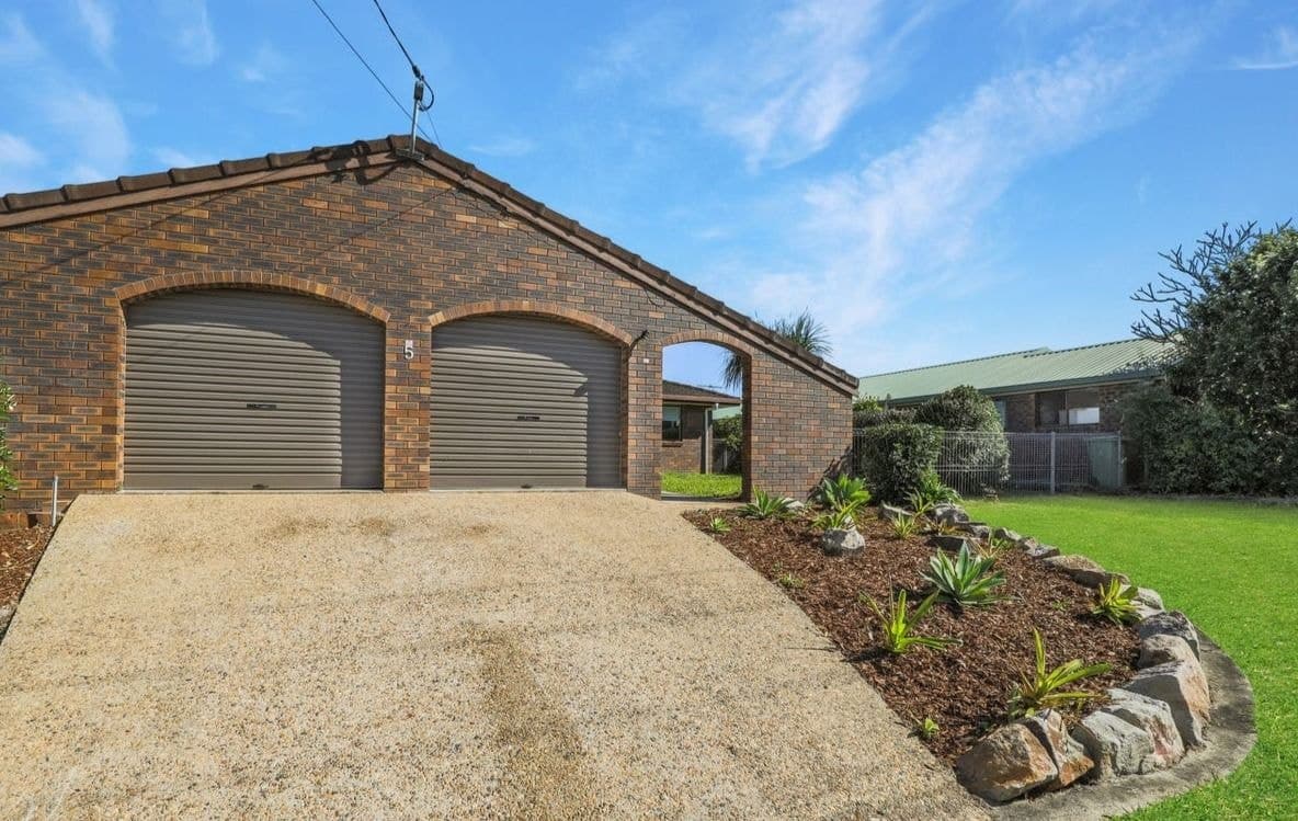 5 Vienna Way, Strathpine QLD 4500, Strathpine - Image 1