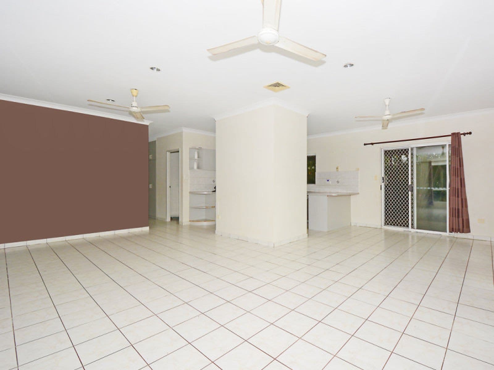 8 Strawbridge Crescent, Moulden NT 0830, Moulden - Thumbnail 3