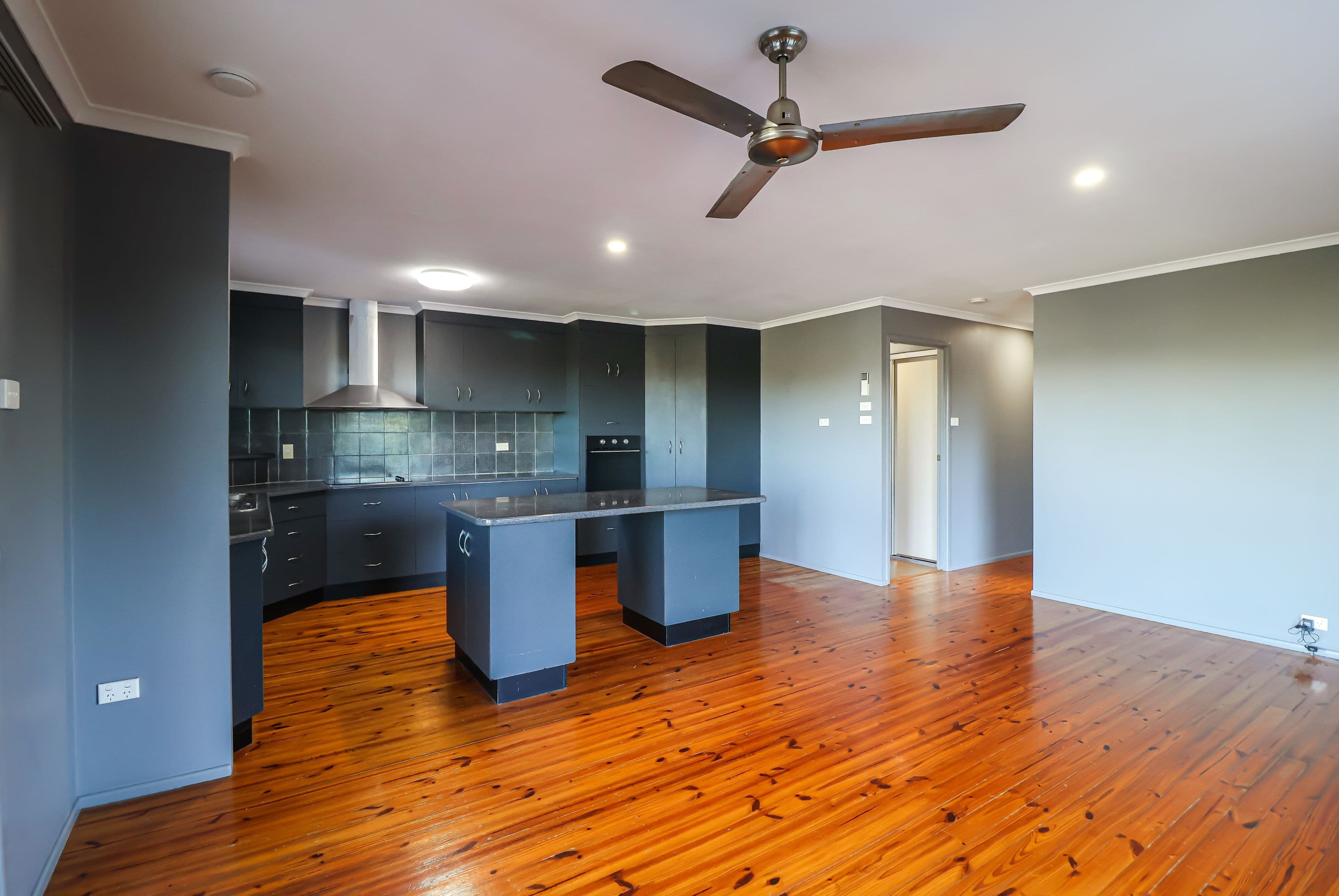 9 Erin Close, New Auckland QLD 4680, New Auckland - Thumbnail 4