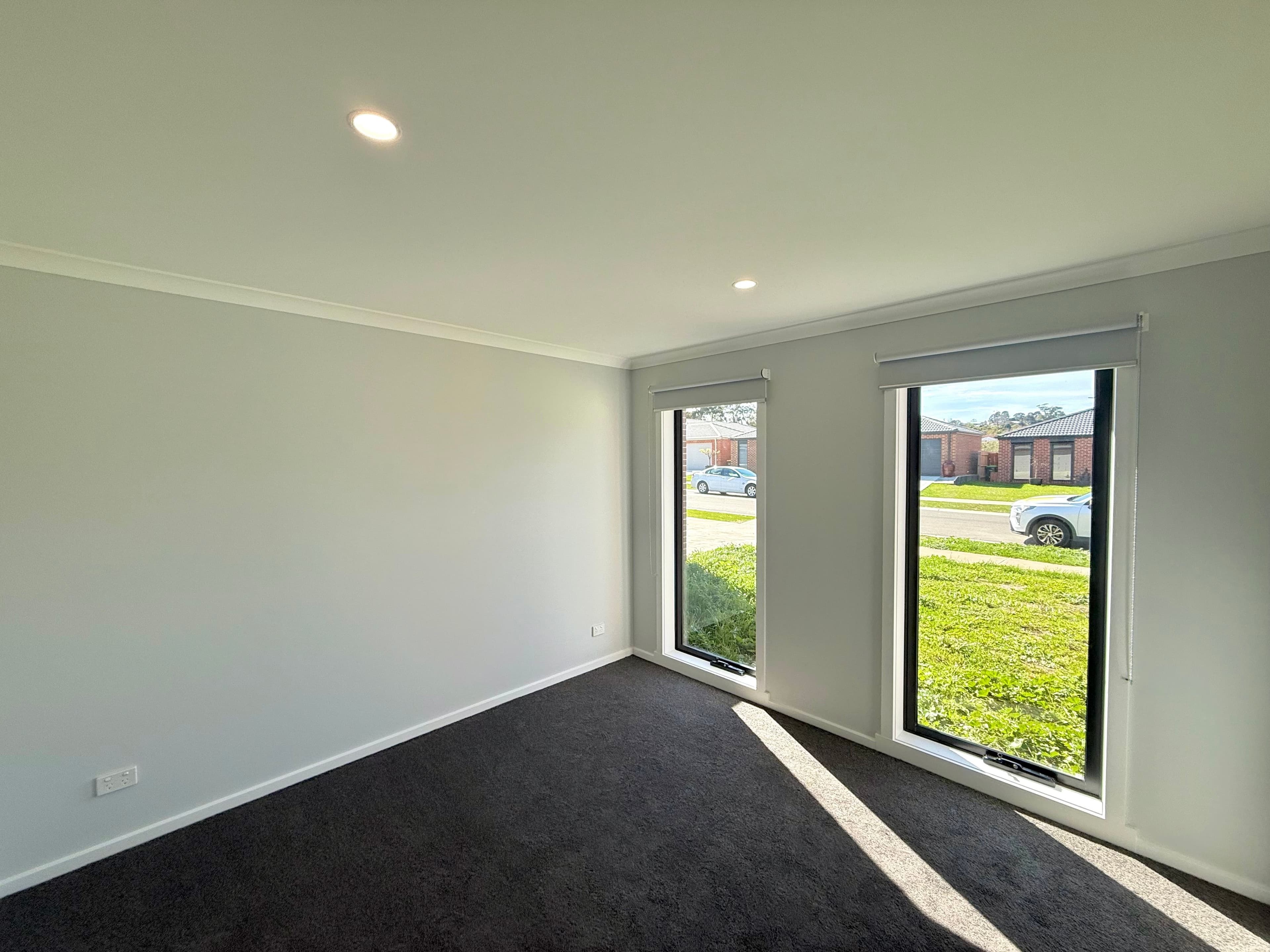 12 Goldshine Crescent, Drouin VIC 3818, Drouin - Thumbnail 2