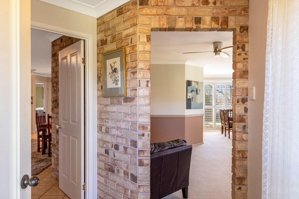 19 Pillar Street, Middle Ridge QLD 4350, Middle Ridge - Thumbnail 3