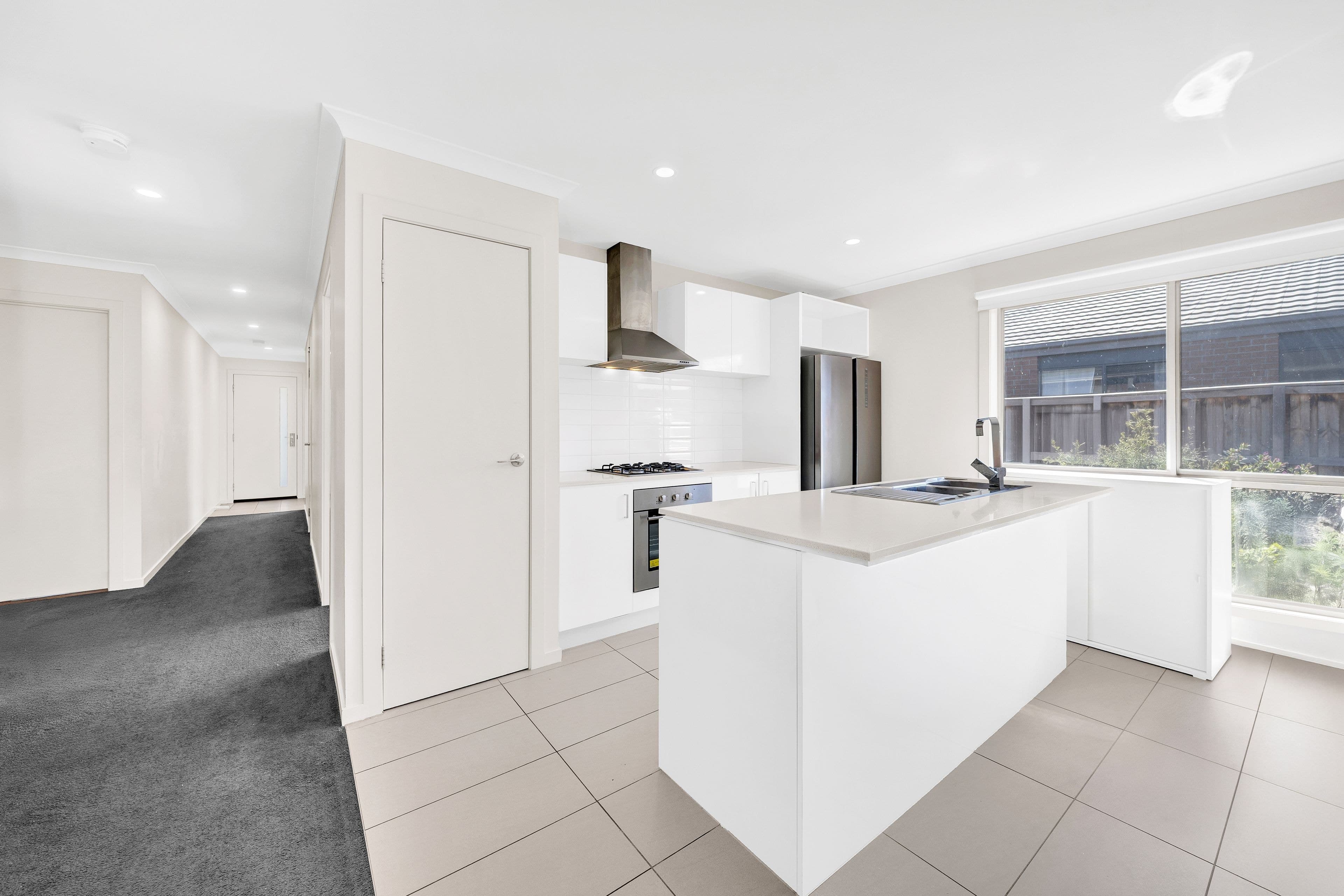 7 Strawberry Road, MANOR LAKES VIC 3024, Manor Lakes - Thumbnail 2