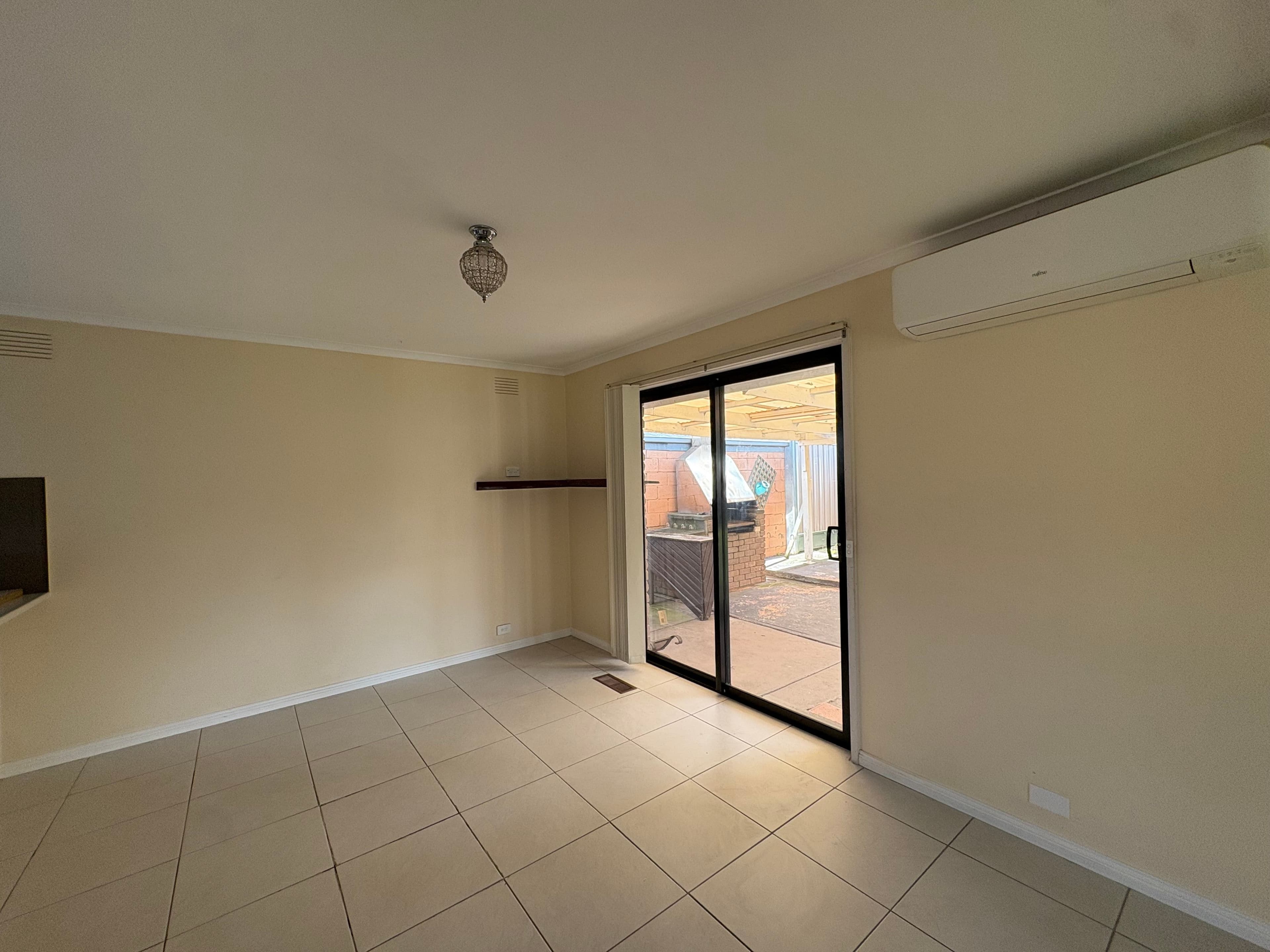 2 Midholm Court, Thomastown VIC 3074, Thomastown - Thumbnail 4