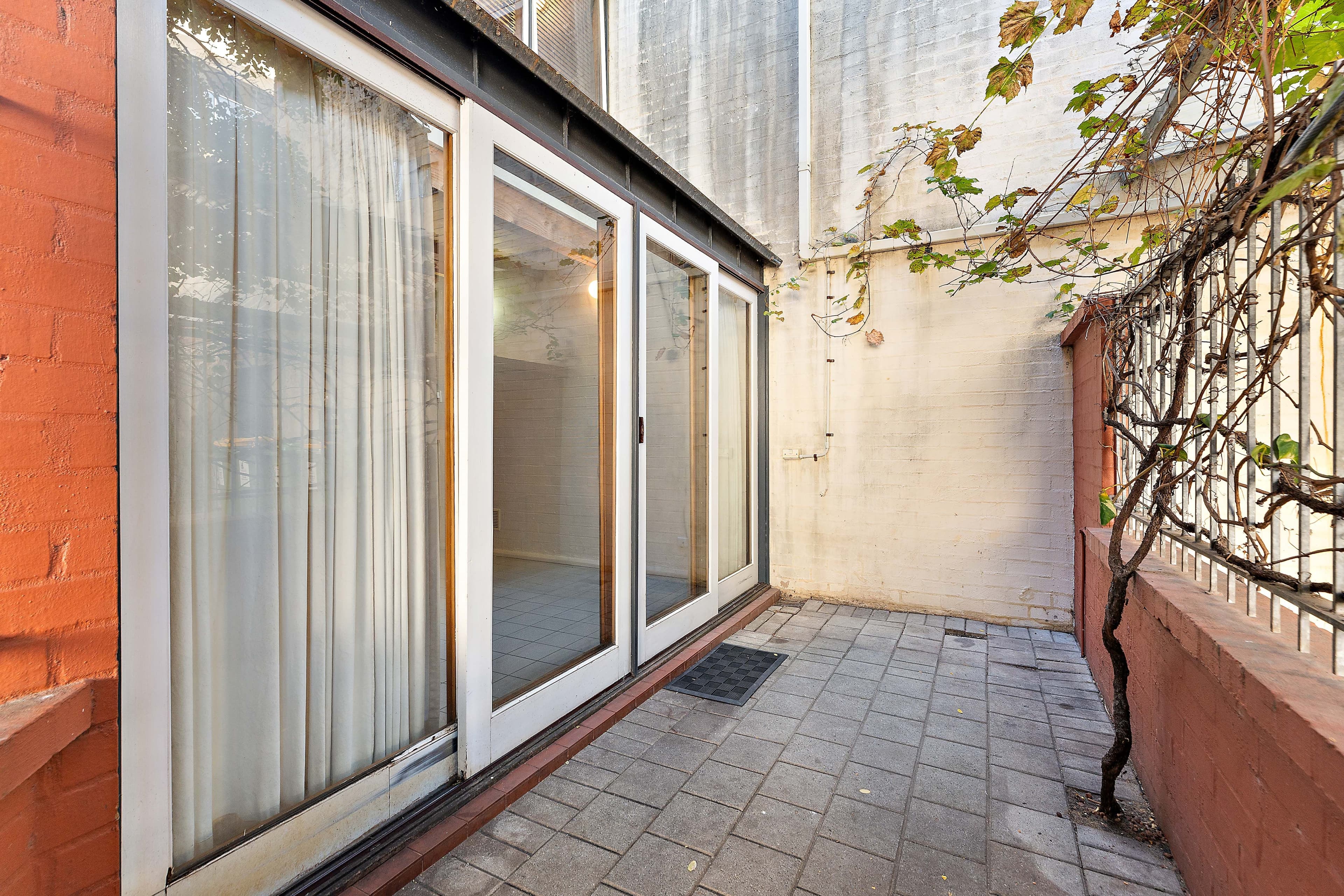 3/93 High Street, Fremantle WA 6160, Fremantle - Thumbnail 2