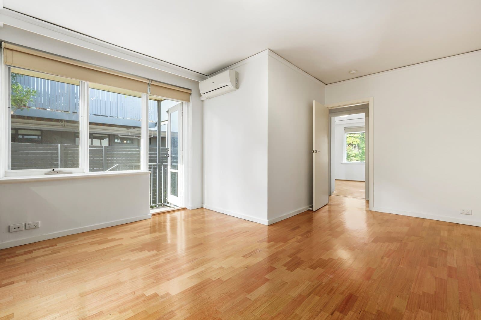 2/15 Holloway Street, Ormond - Thumbnail 3