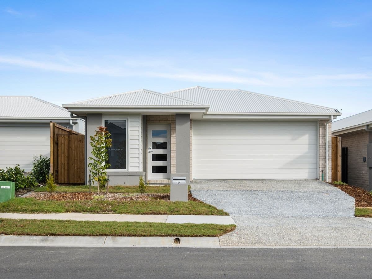 24 Redcomb Drive, Park Ridge, QLD, Park Ridge - Thumbnail 4