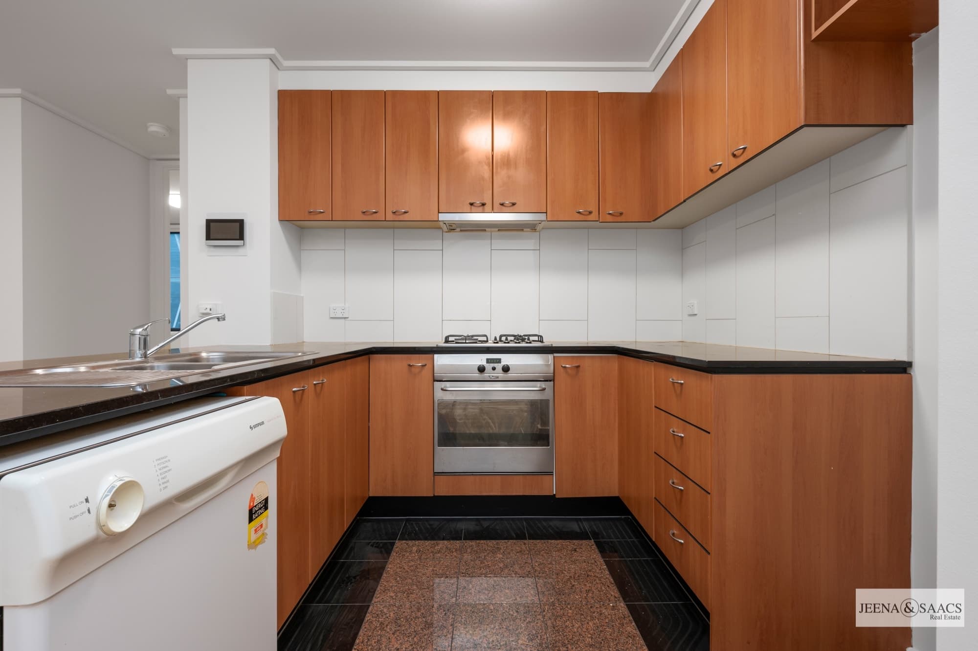 708/163 City Road, Southbank - Thumbnail 5