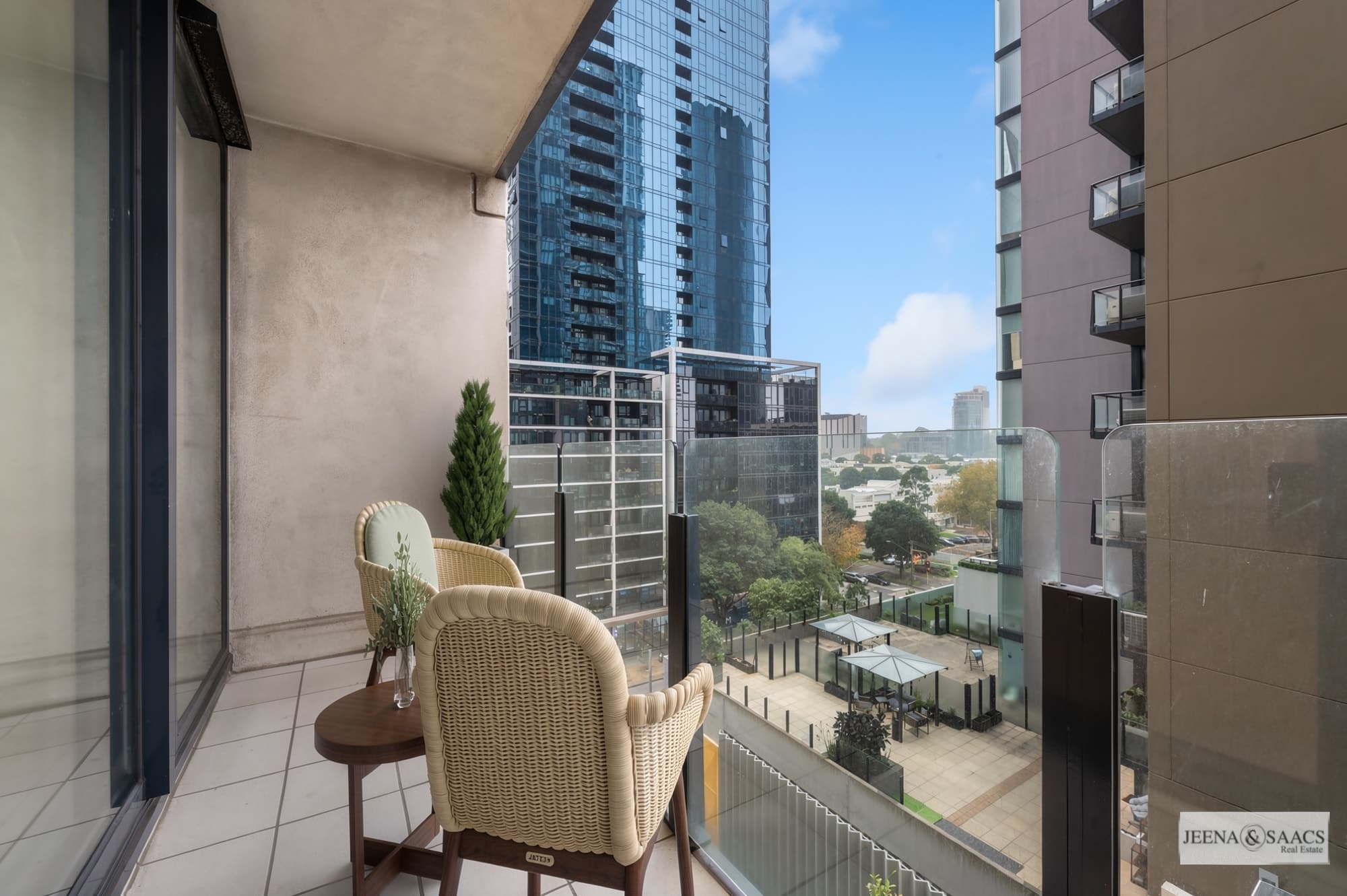 708/163 City Road, Southbank - Thumbnail 8