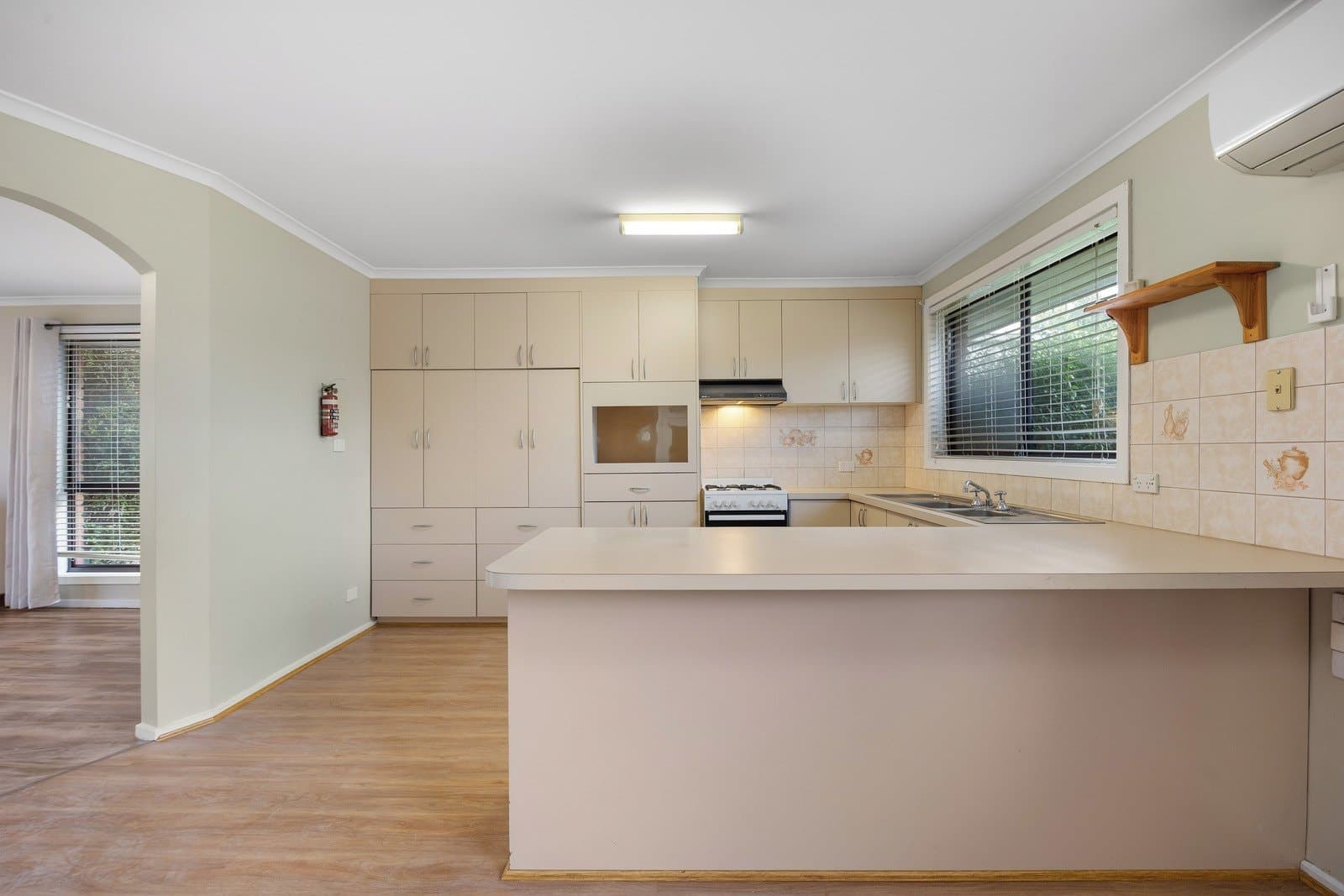 221 Spencer Street,
                        
                    
                    
                        
                            Sebastopol, Sebastopol - Thumbnail 3