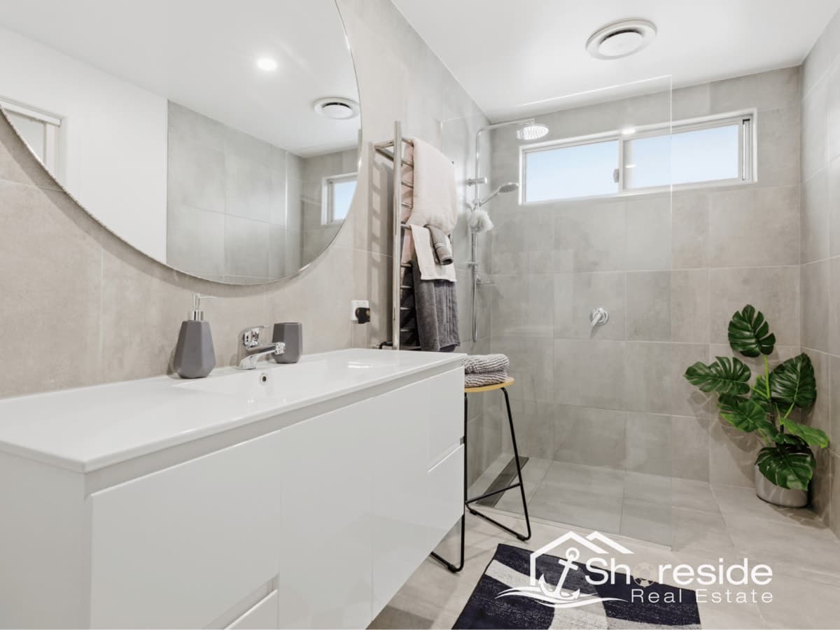34 McCullough Street, Lakes Entrance VIC 3909, Lakes Entrance - Thumbnail 7