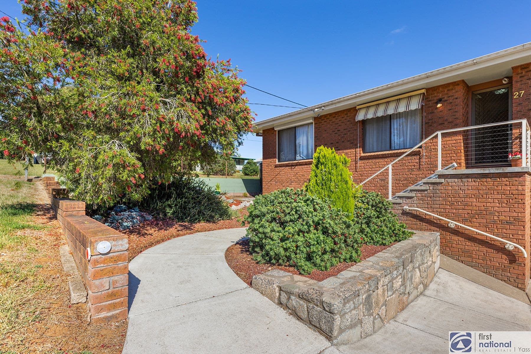 27 Macdonald Street, Yass NSW 2582, Yass - Thumbnail 2