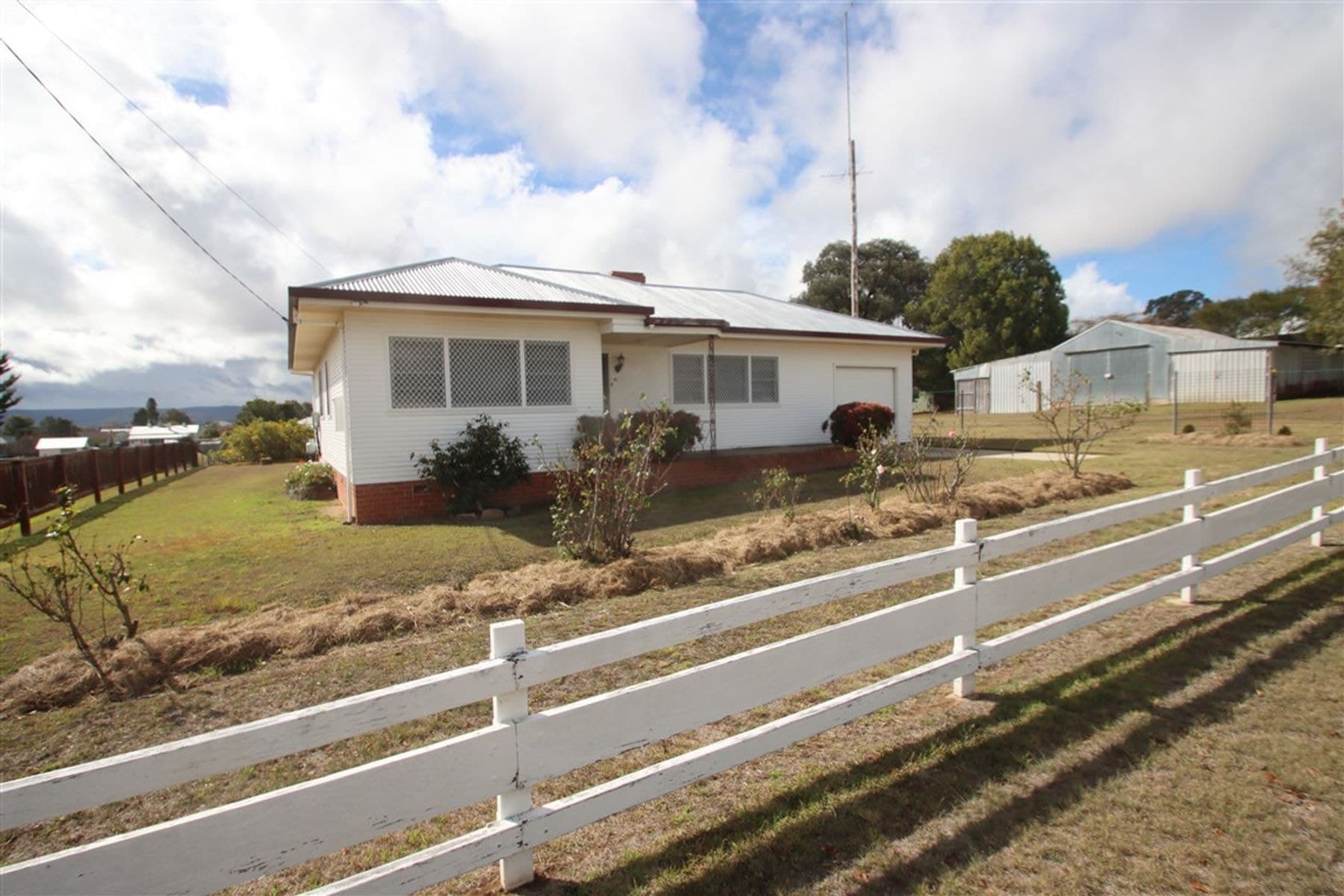 84 Martin Street, Tenterfield NSW 2372, Tenterfield - Image 1