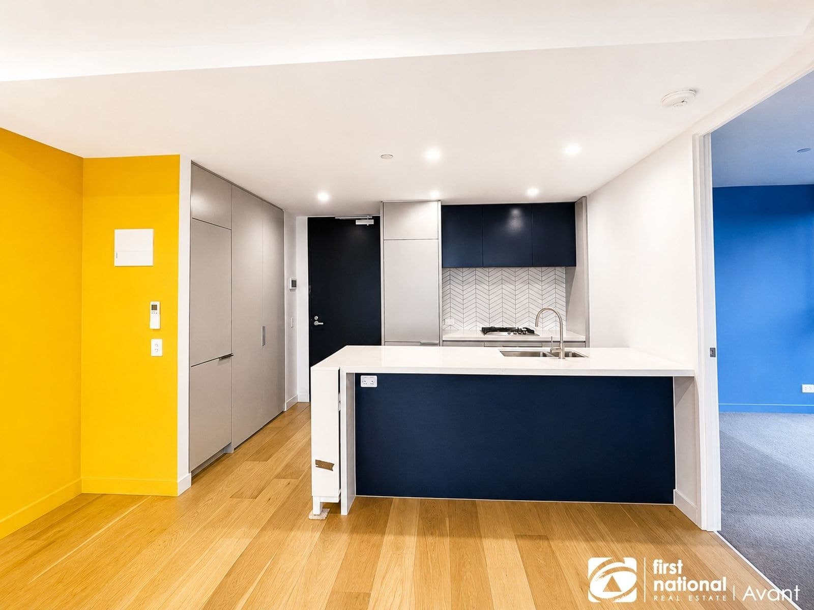 1108/3 Young Street, Box Hill VIC 3128, Box Hill - Thumbnail 3