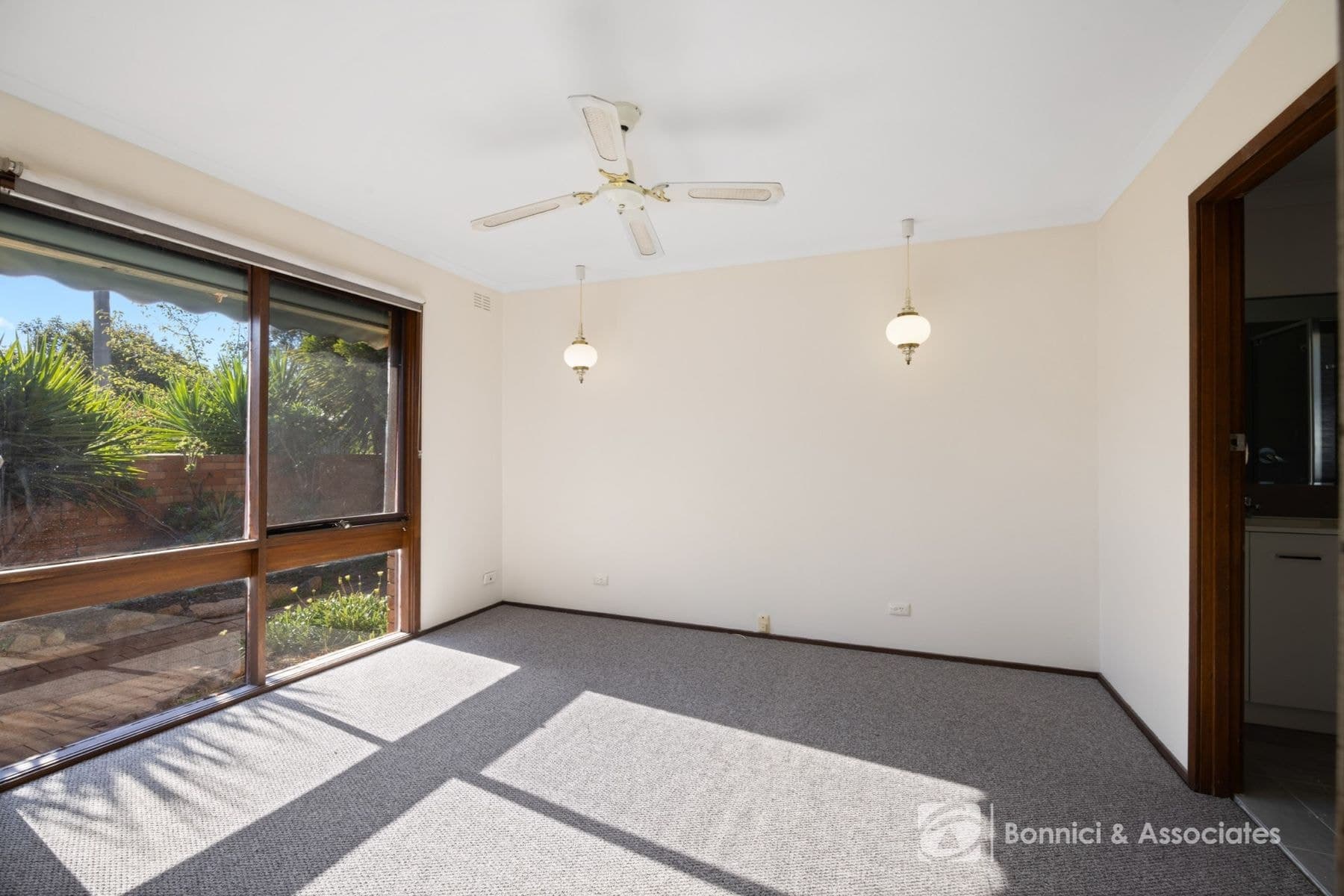 334 Parkland Crescent, Lavington NSW 2641, Lavington - Thumbnail 5