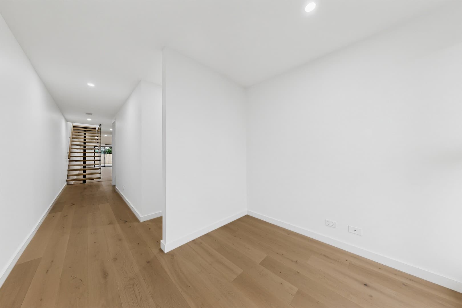 4 Fenacre St, Strathmore, VIC 3041, Strathmore - Thumbnail 2