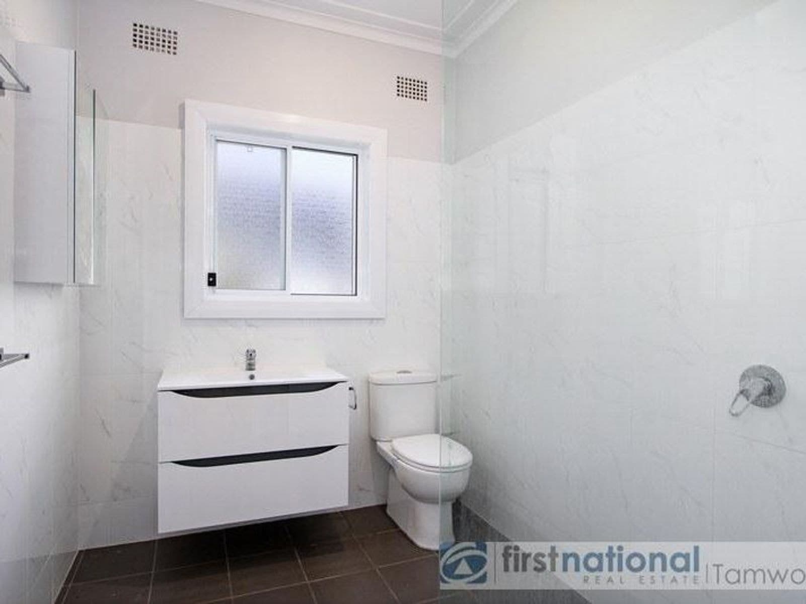 88 Piper Street, Tamworth, NSW 2340, Tamworth - Thumbnail 6