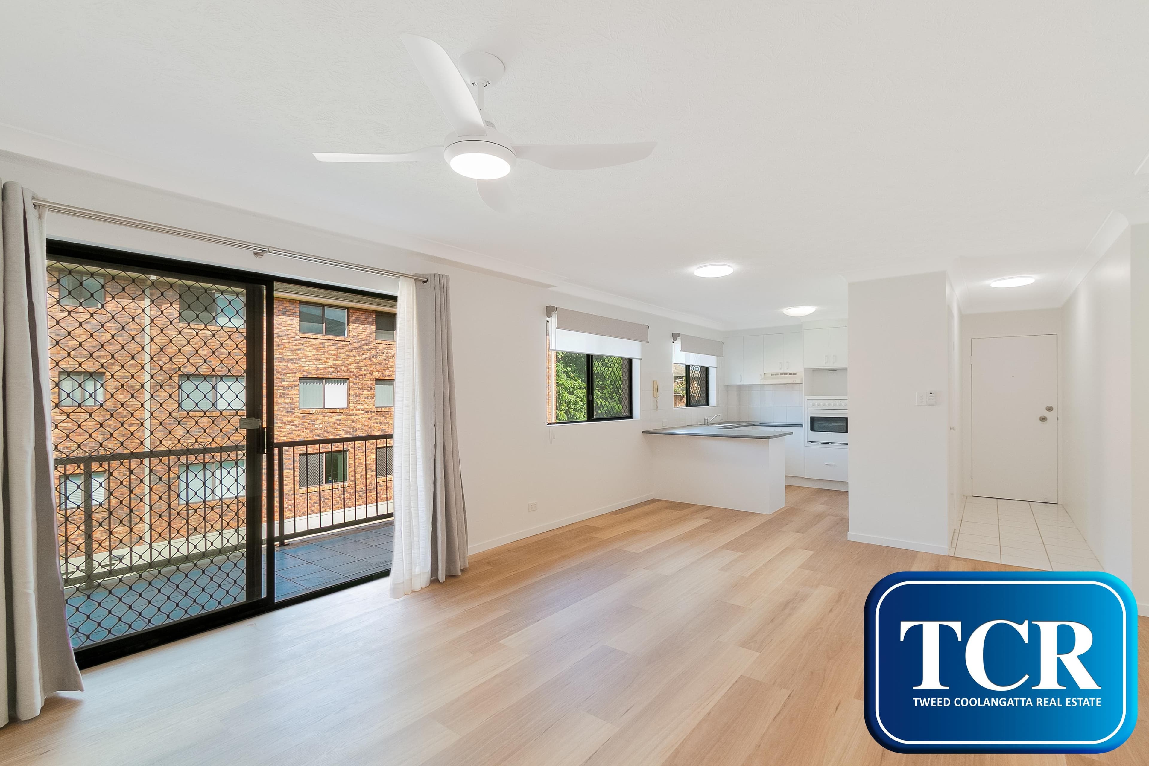 5/3-5 Barrett Street, Tweed Heads West - Thumbnail 2