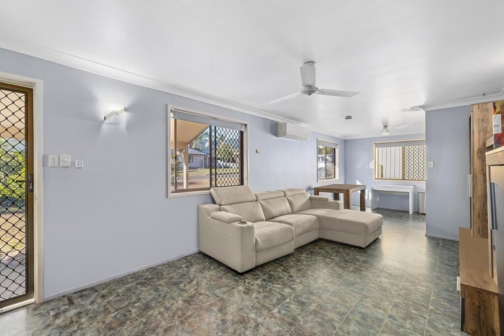 11 Hinton Street, Koongal - Thumbnail 2